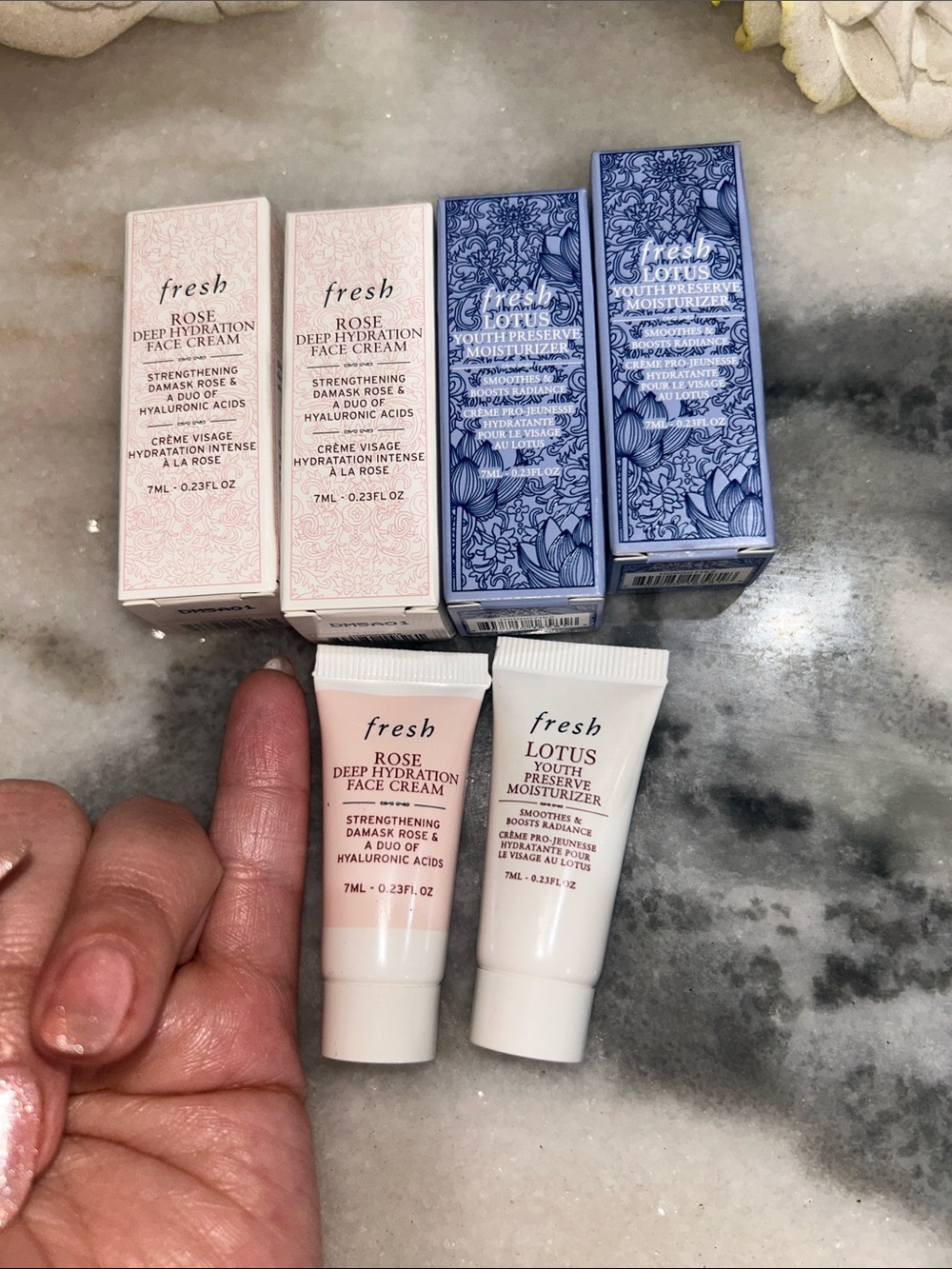 fresh Rose Deep Hydration & Lotus Youth Preserve Mini Skincare Set - 4MINI  7ML
